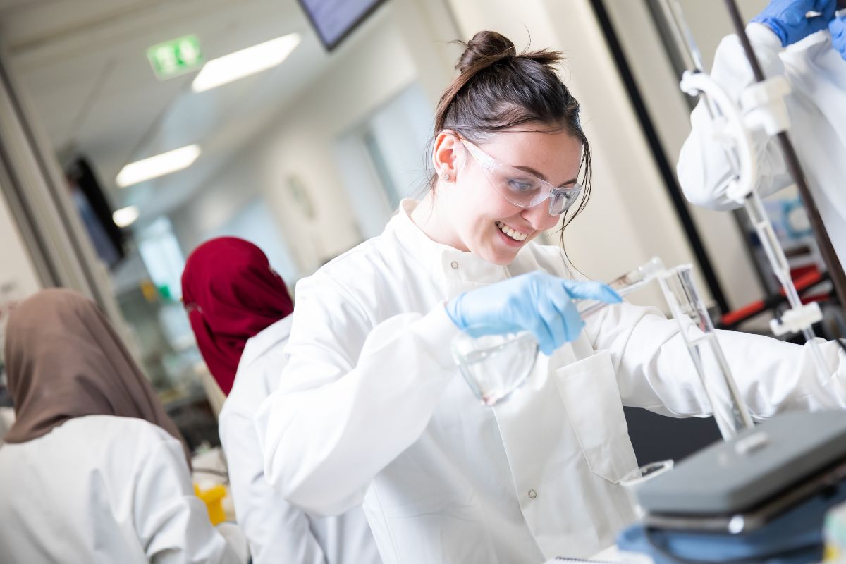 BSc (Hons) Biological Sciences | University Of Salford